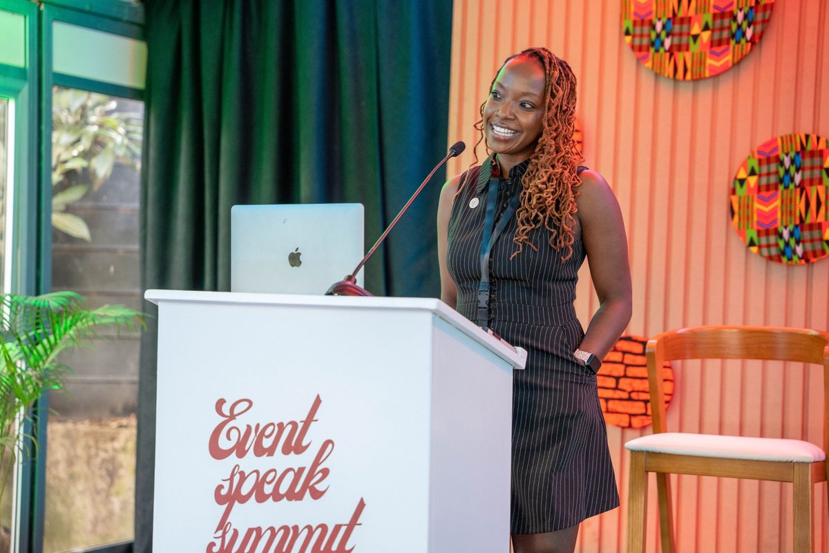 A speaker at the lectern at the Event Speak Summit 2025